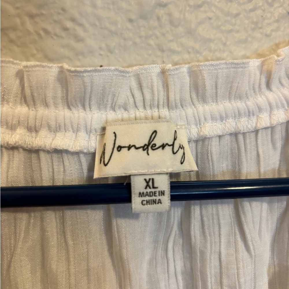 Wonderly XL White Sleeveless Blouse - Picture 2 of 4